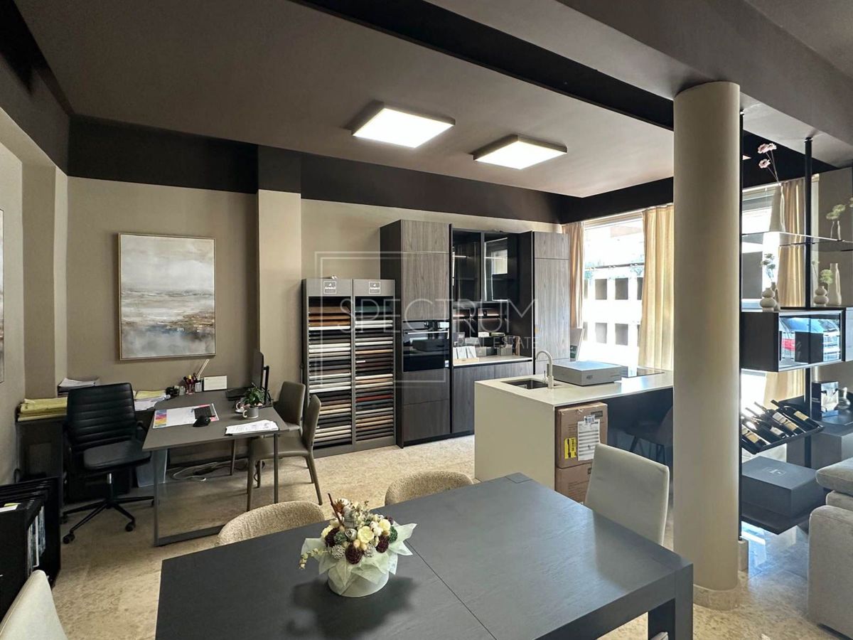 Novigrad, poslovni prostori na odlični lokaciji