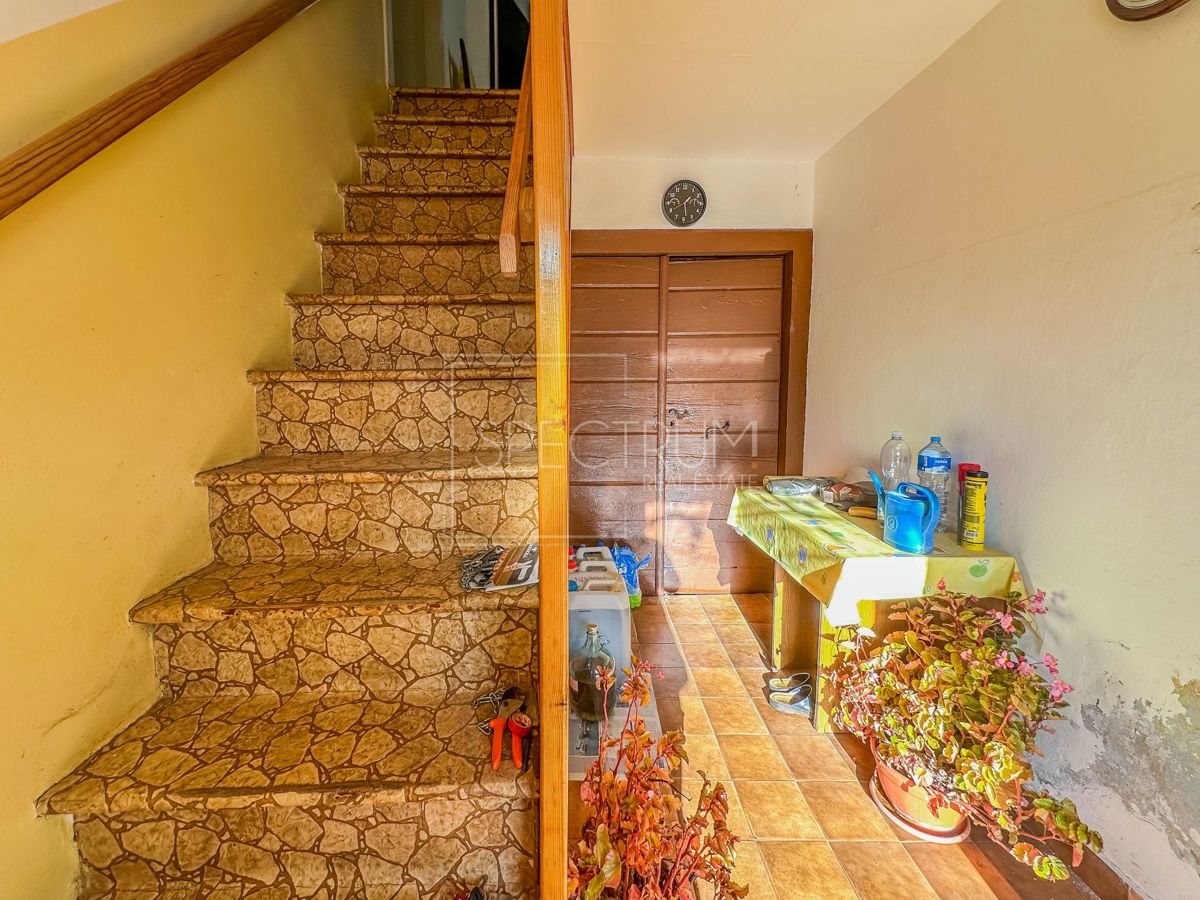 Območje Brtonigle, kamnita hiša za prenovo