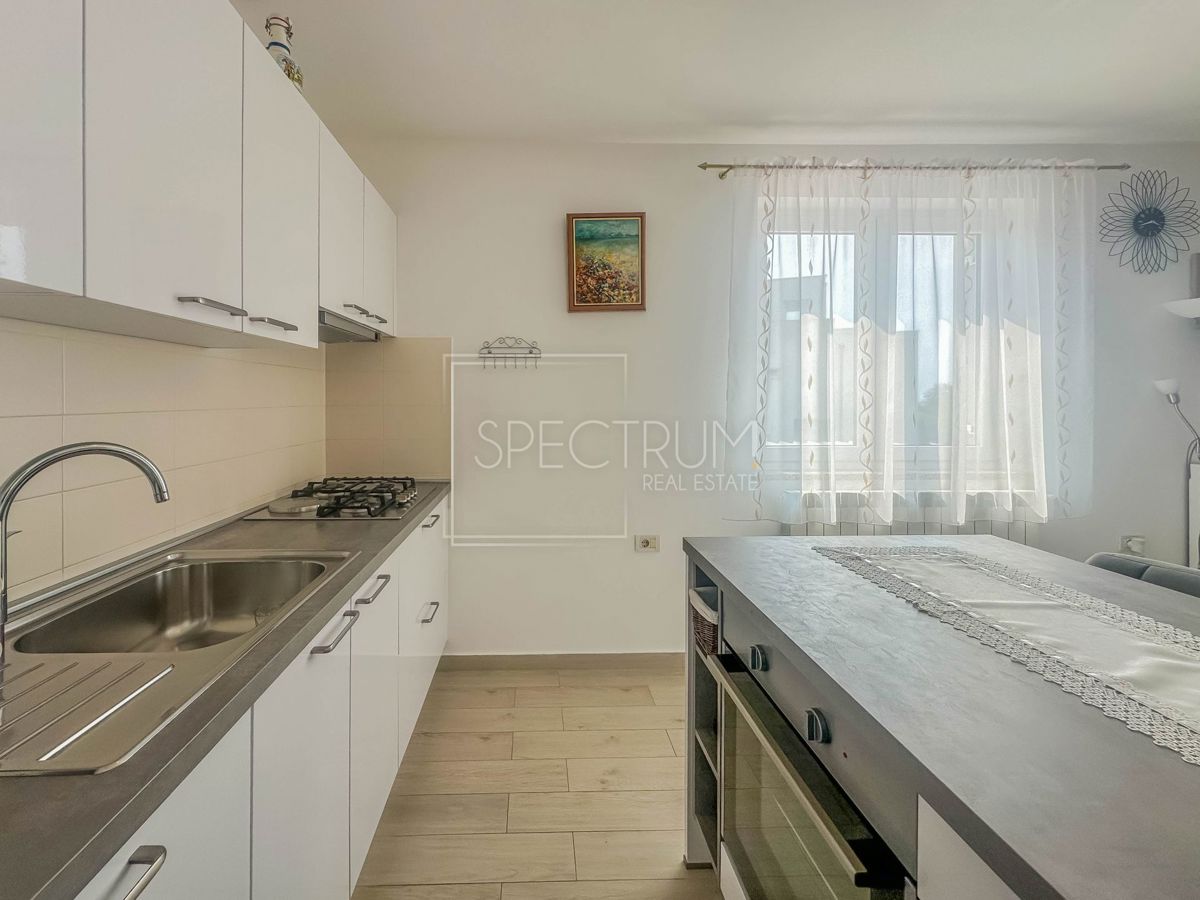Umag, opremljeno stanovanje na iskani lokaciji