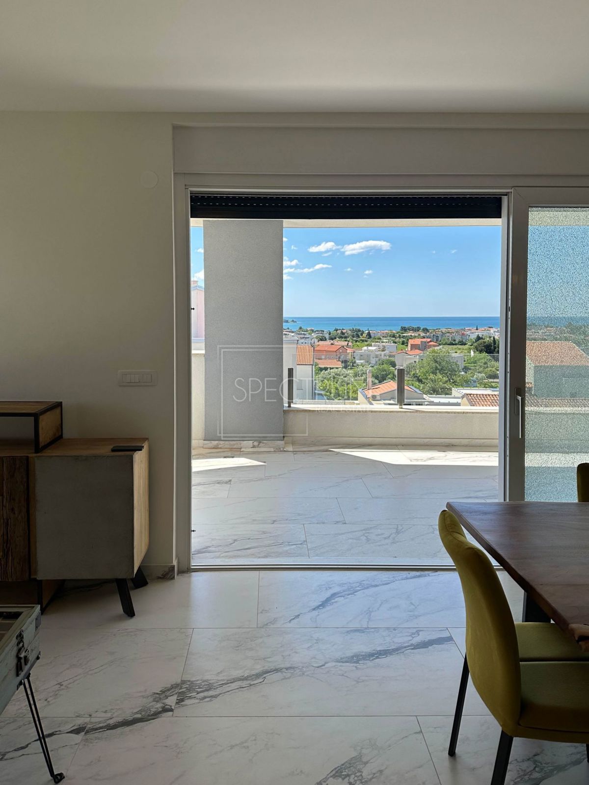 Novigrad, moderno stanovanje s čudovitim pogledom na morje
