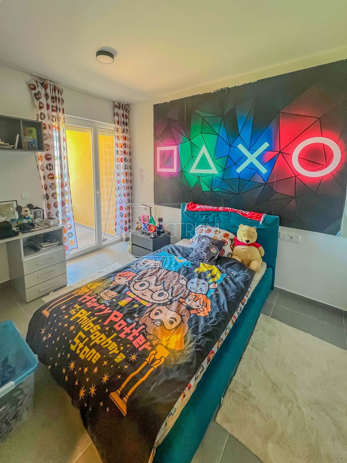 Novigrad, vrstna hiša z vrtom in pogledom na morje