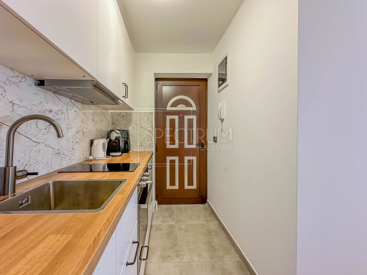 Umag, prenovljeno stanovanje s pogledom na morje!