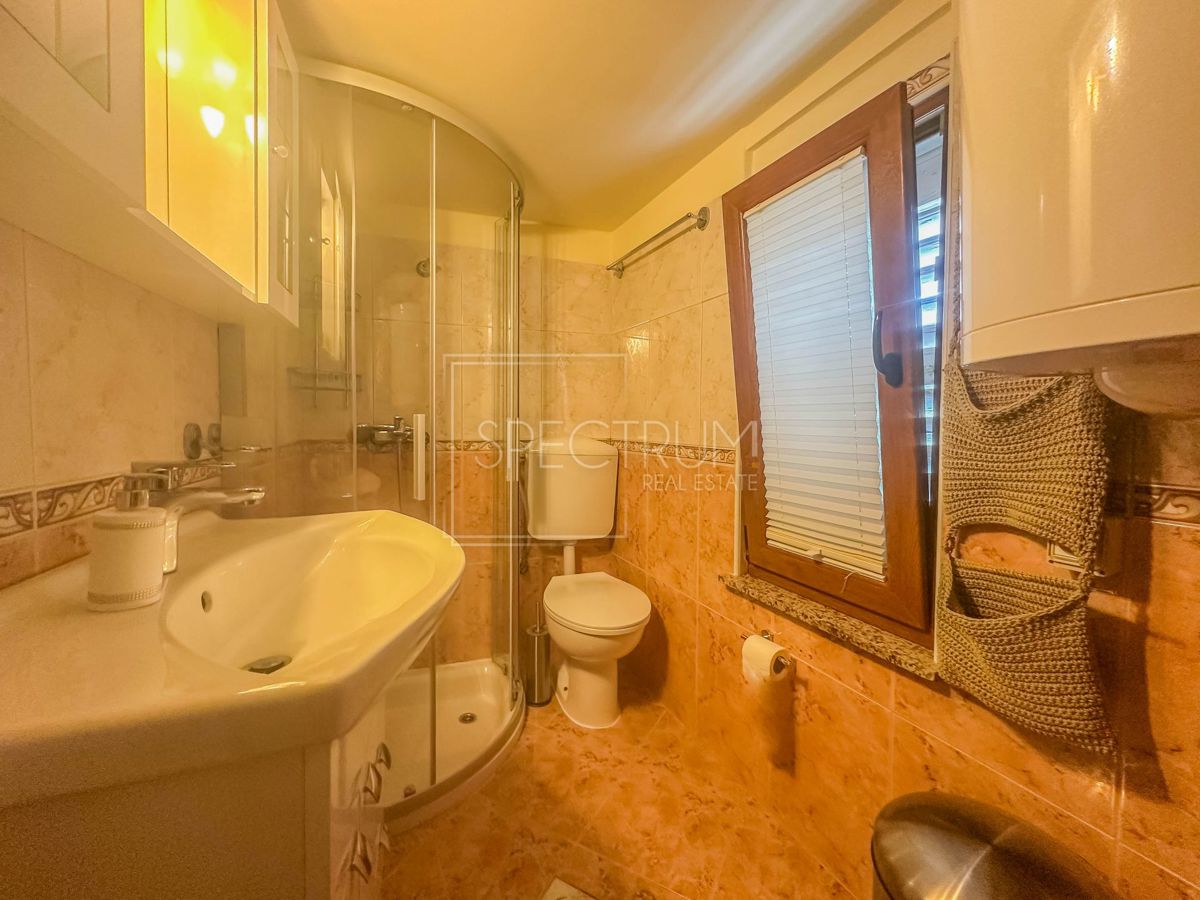 Poreč, prostorno stanovanje v starem mestnem jedru
