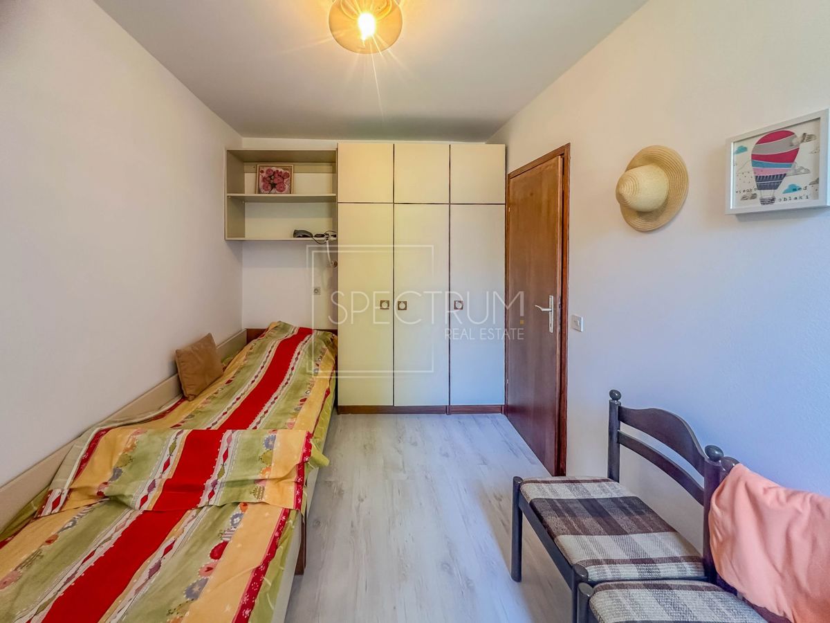 Poreč, 2-sobno stanovanje 200 m od morja!