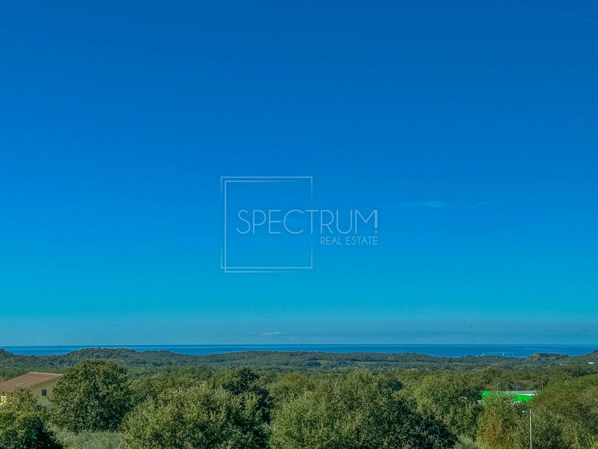 Poreč, novogradnja, stanovanje s pogledom na morje