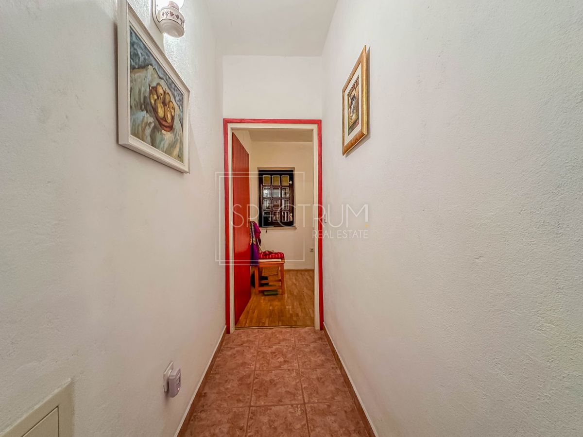 Območje Brtonigle, samostojna hiša na mirni lokaciji