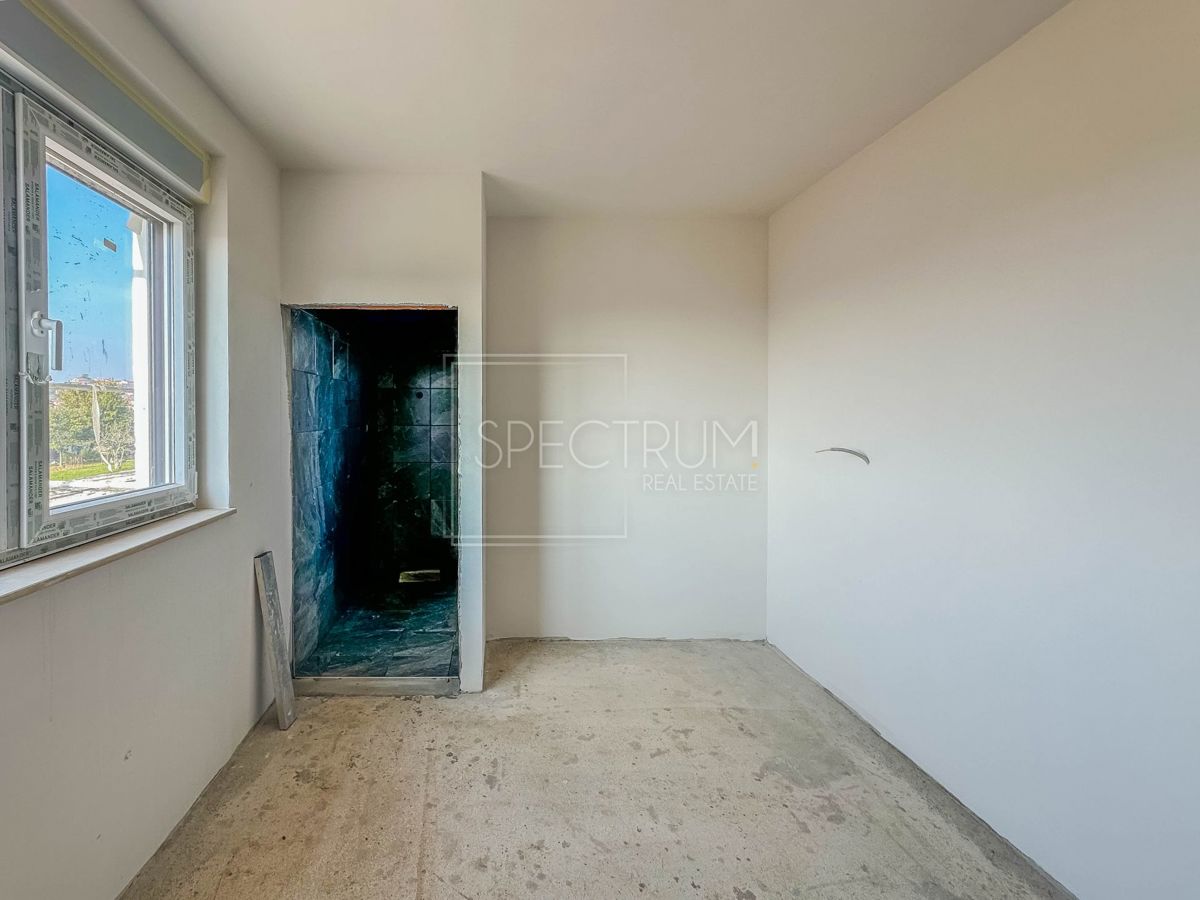 Poreč, moderno stanovanje s strešno teraso