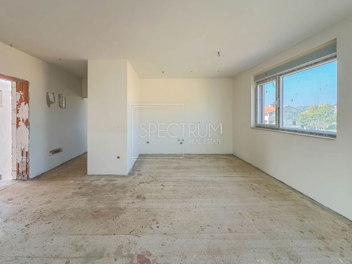 Poreč, moderno stanovanje s strešno teraso