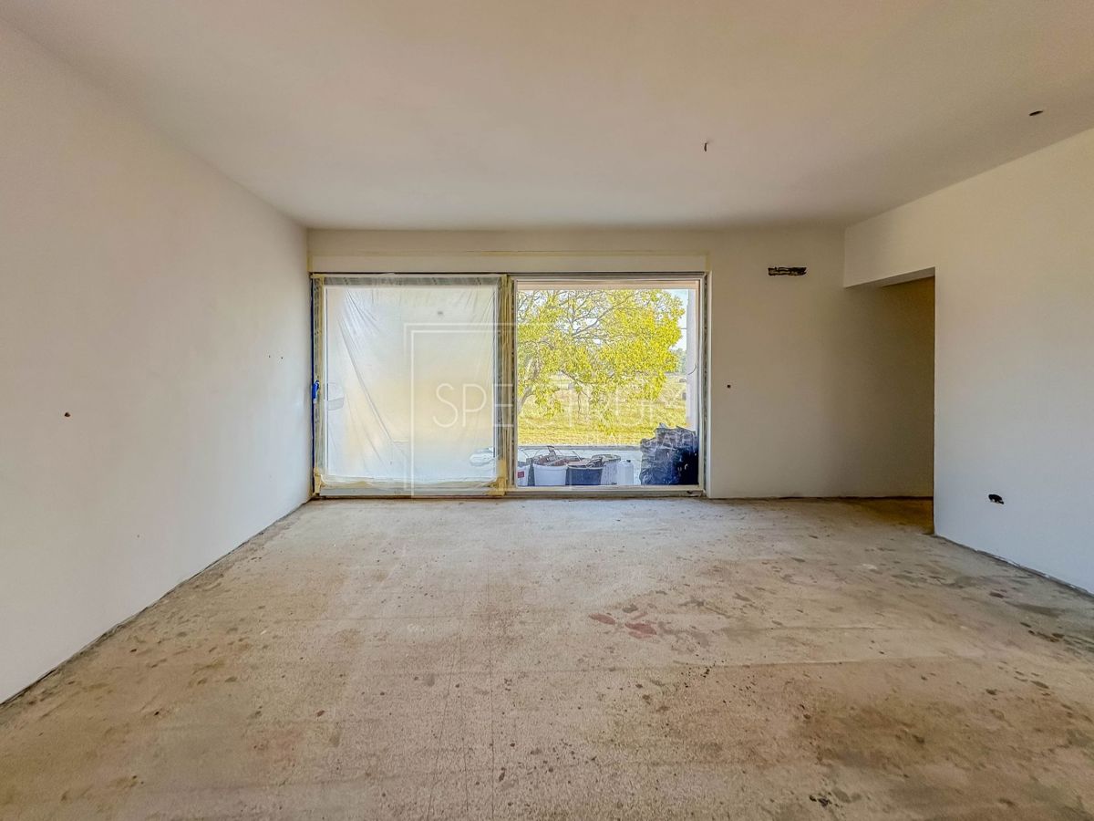 Poreč, moderno stanovanje s strešno teraso