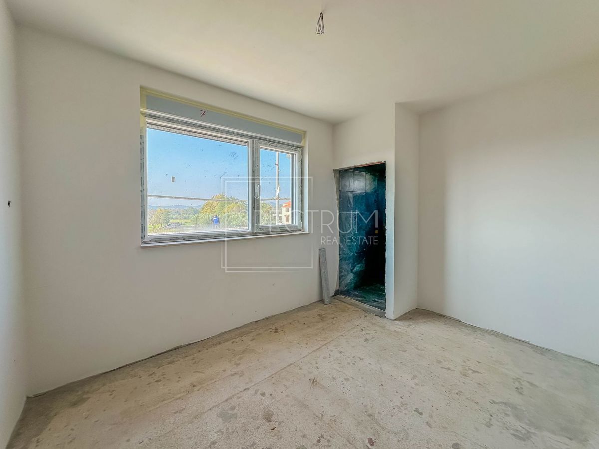 Poreč, moderno stanovanje s strešno teraso