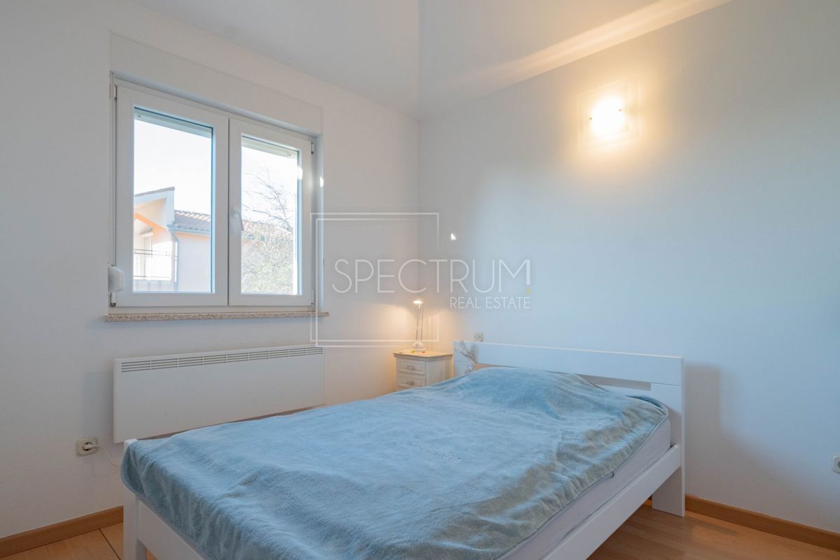 Poreč, opremljeno stanovanje s pogledom na morje