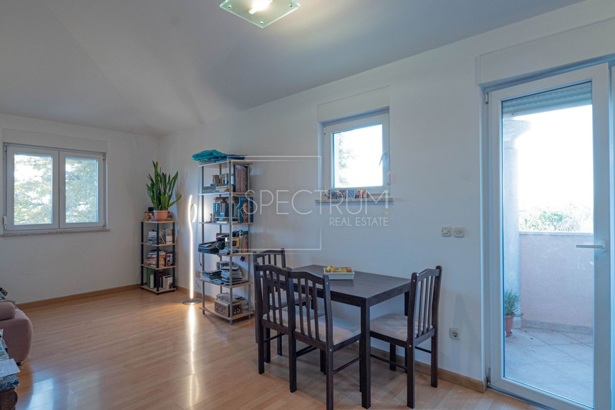 Poreč, opremljeno stanovanje s pogledom na morje