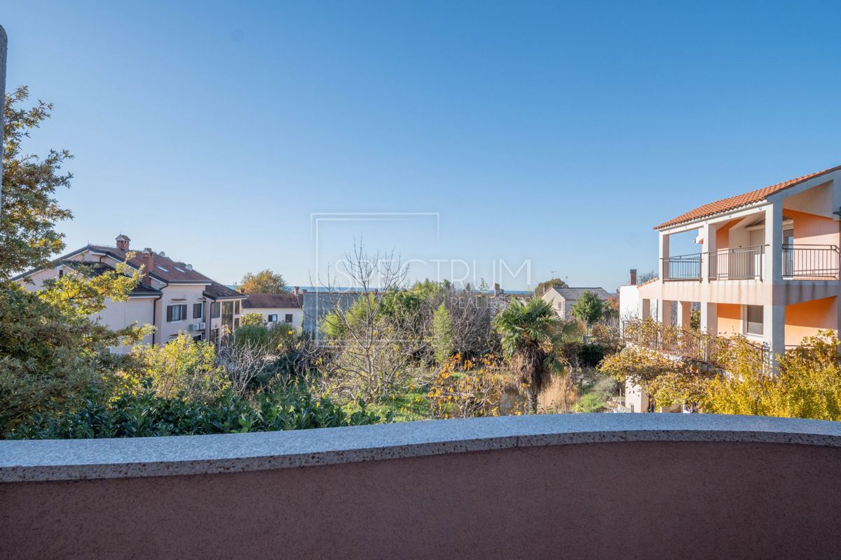 Poreč, opremljeno stanovanje s pogledom na morje