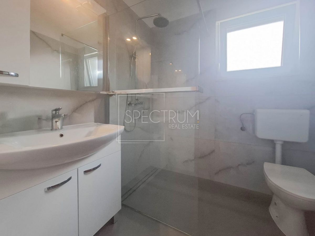 Poreč, opremljeno stanovanje s pogledom na morje