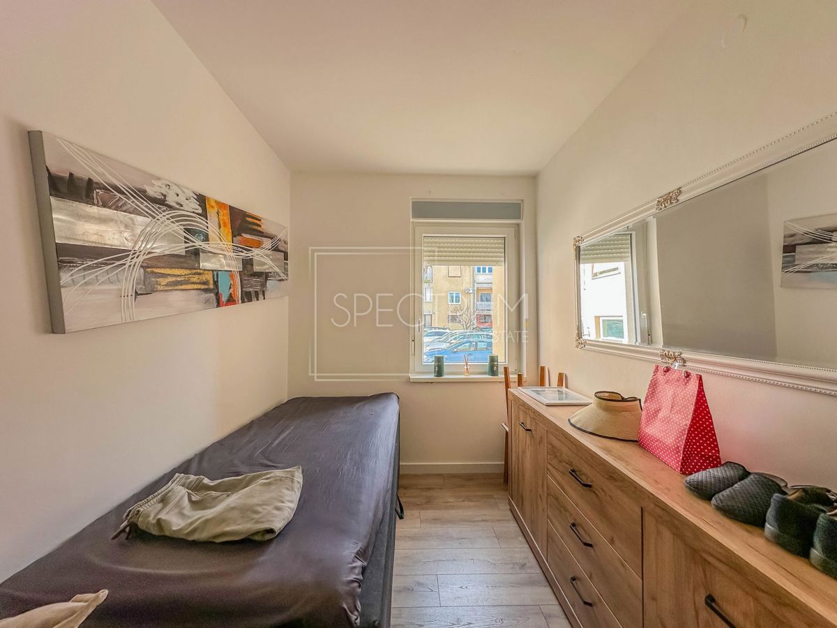 Umag, prenovljeno stanovanje v centru blizu plaže!