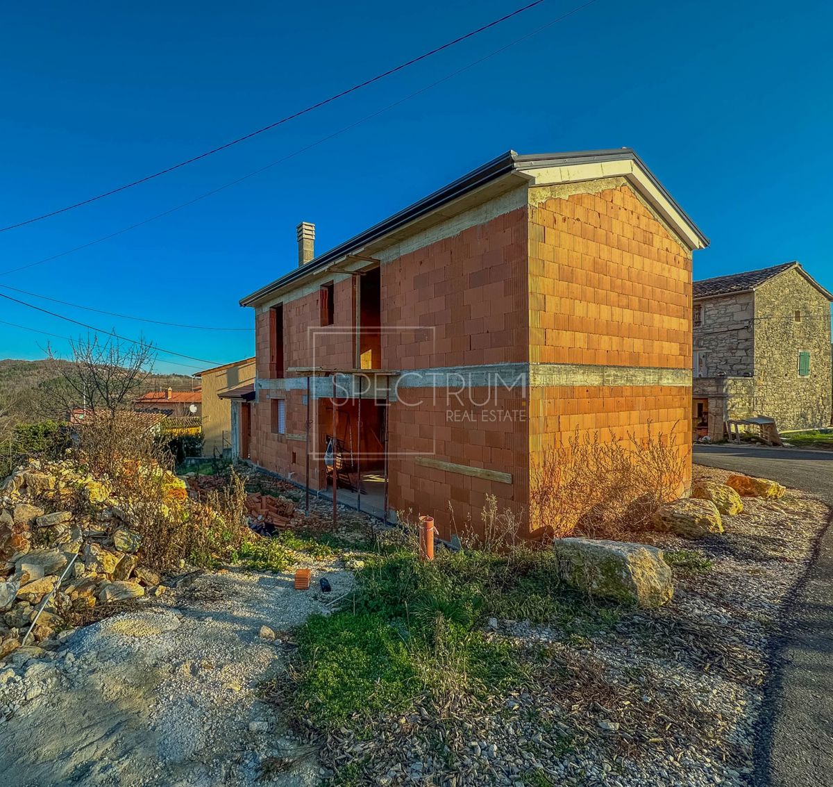 Območje Karojba, samostojna hiša na mirni lokaciji