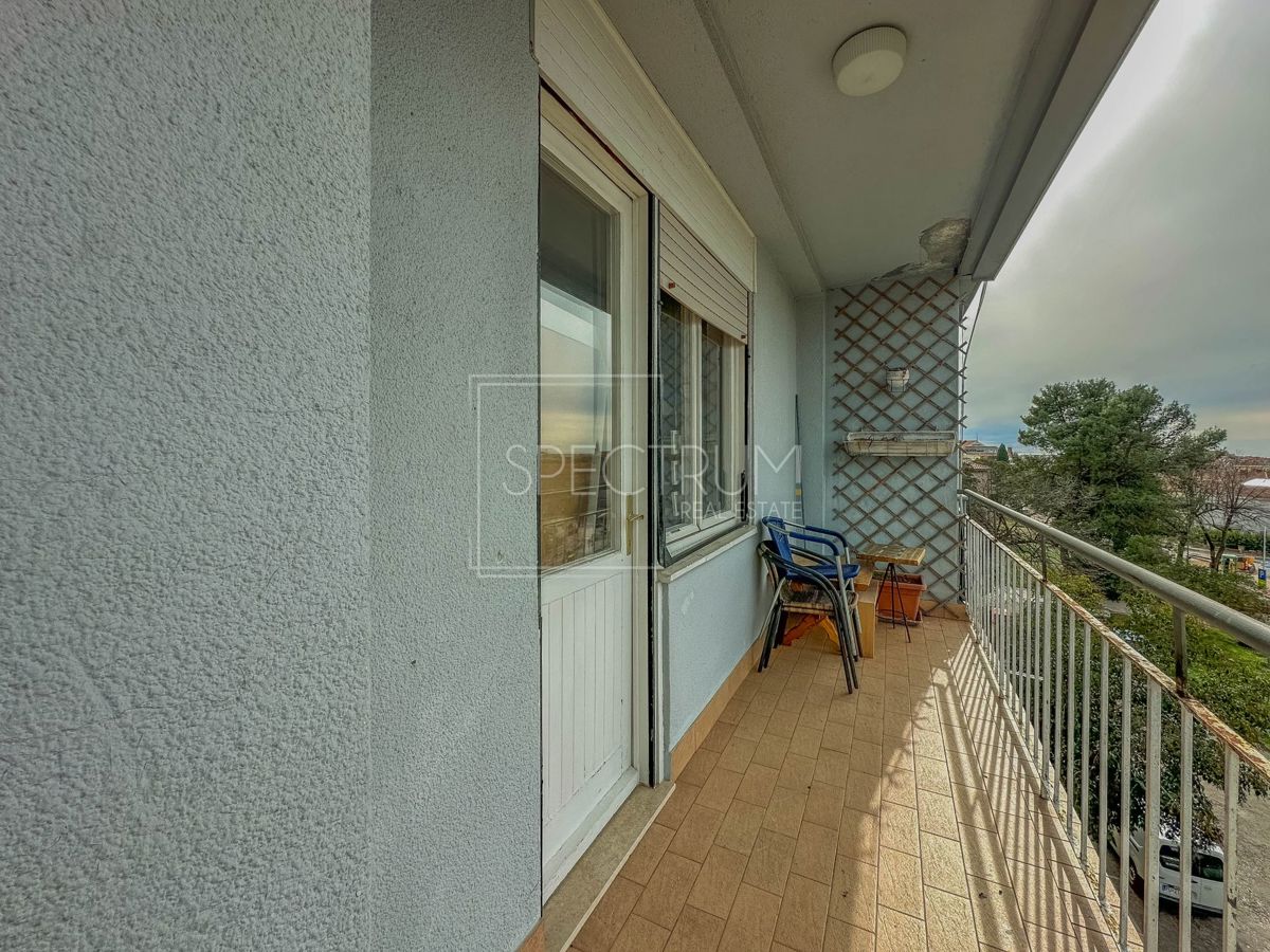 Umag, stanovanje v centru s pogledom na morje