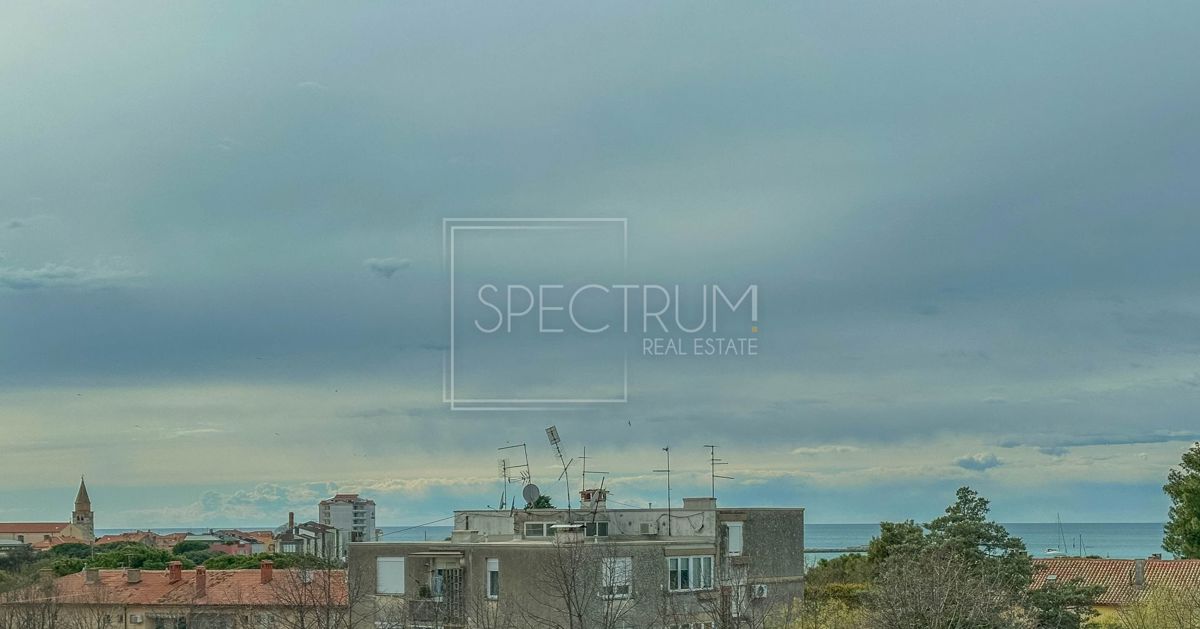 Umag, stanovanje v centru s pogledom na morje