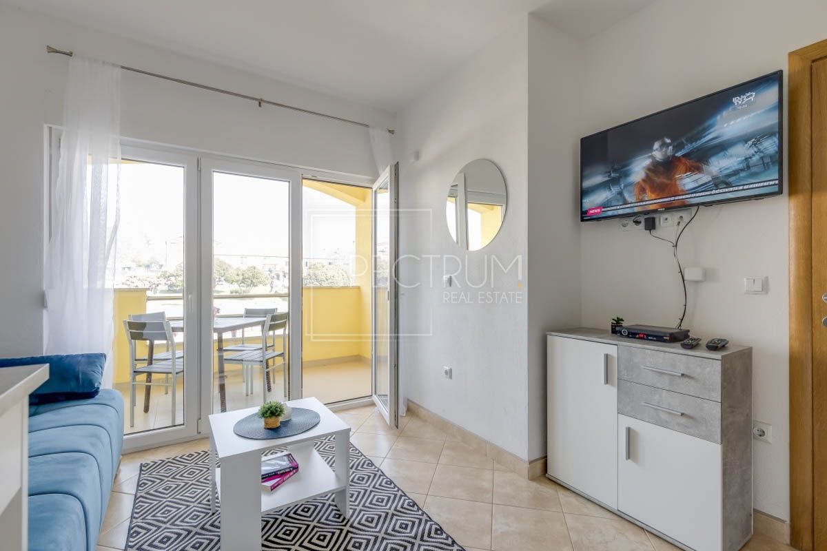 Novigrad okolica, 2 apartmaja 350 m od morja!
