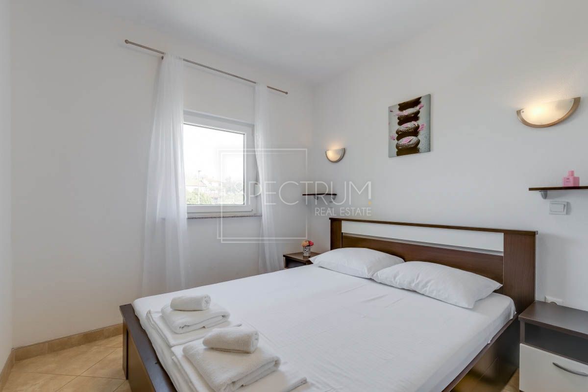 Novigrad okolica, 2 apartmaja 350 m od morja!
