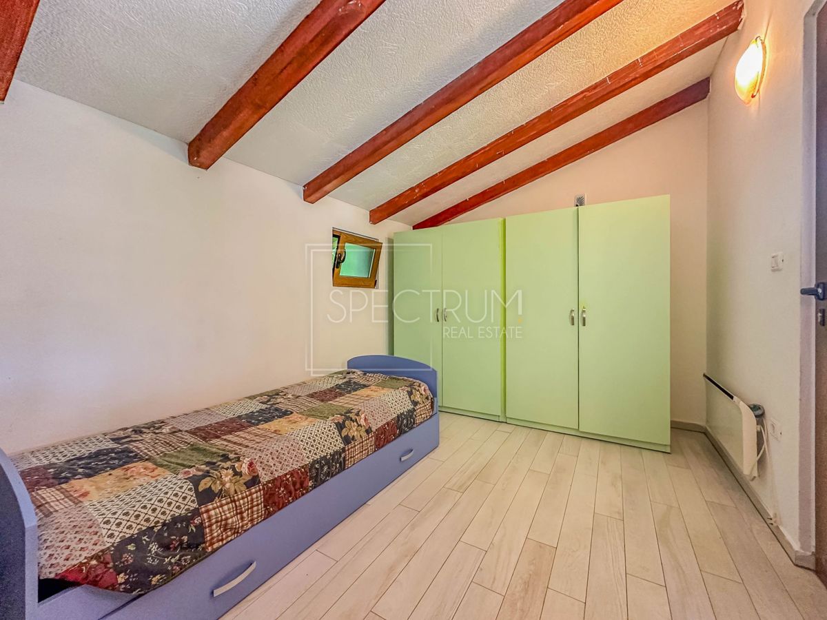 Okolica Grožnjana, samostojna hiša na mirni lokaciji