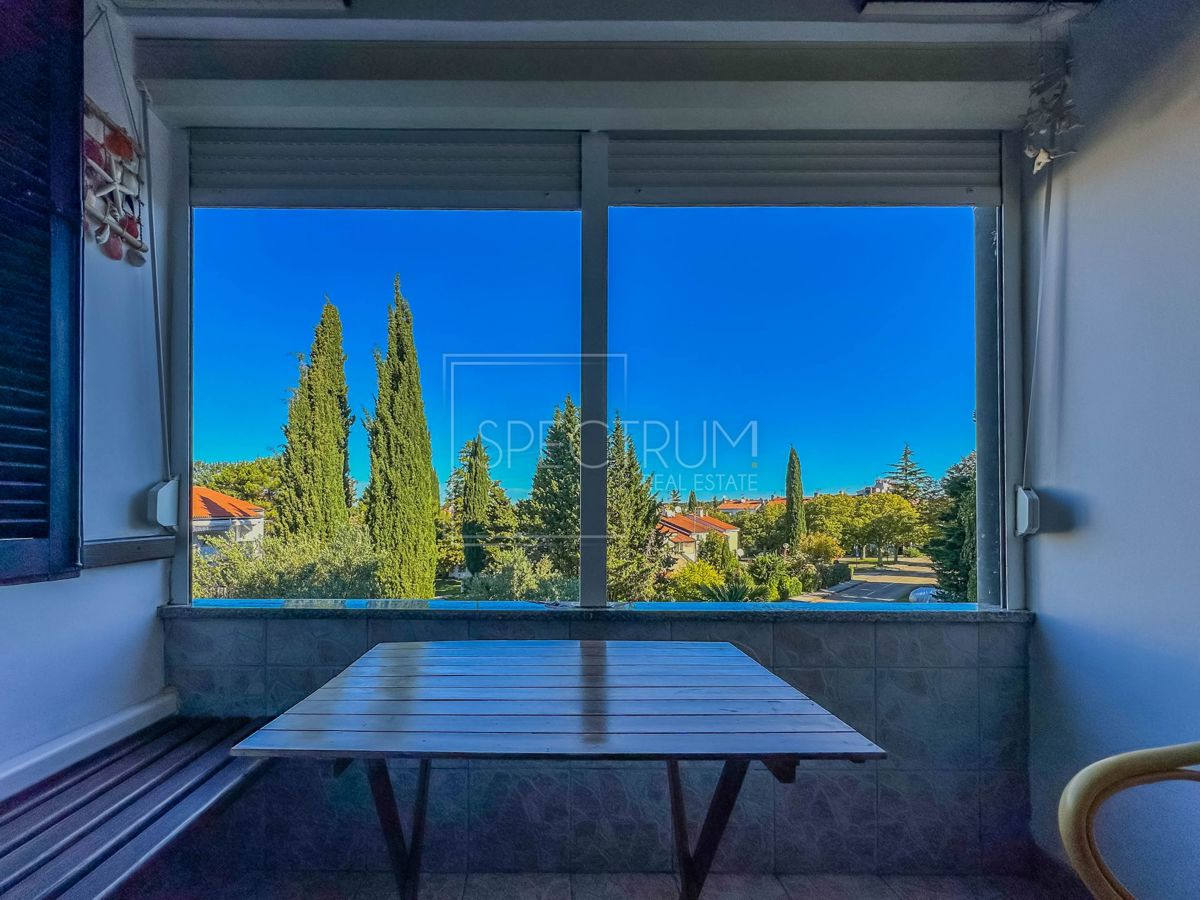 Poreč, dvoetažno stanovanje 350 m od morja