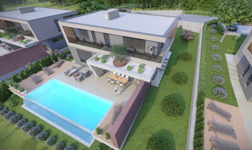 Labin, privlačna vila z bazenom