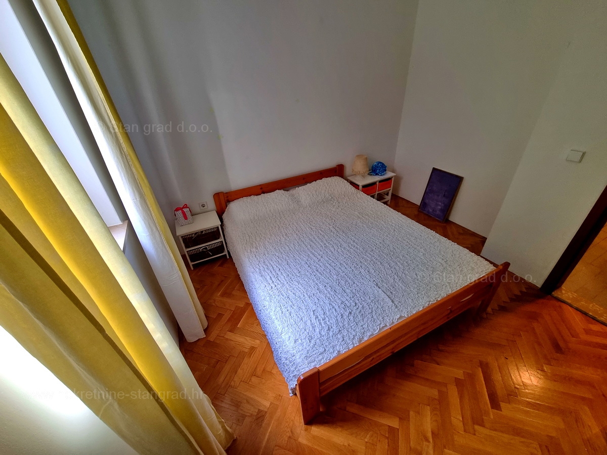 Malinska, prodaja apartma v 1. nadstropju na odlični lokaciji, le 250 m od morja!