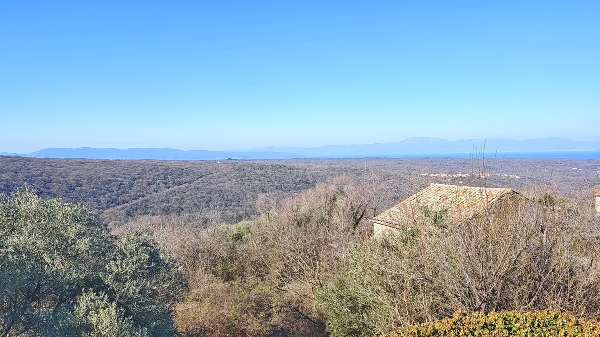 Dobrinj, samostojna hiša s pogledom na morje!