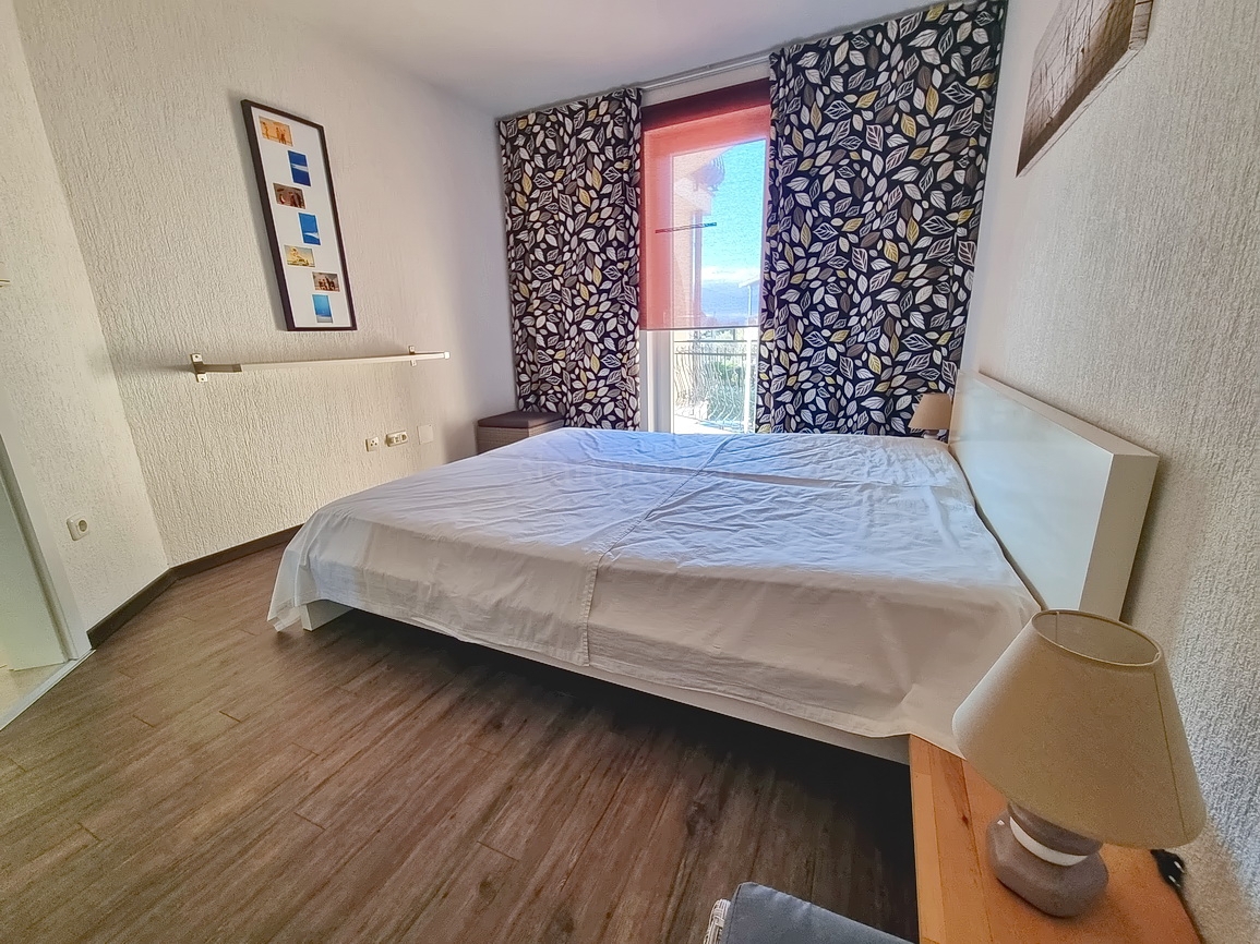 Malinska, dva apartmaja s teraso in vrtom blizu morja!