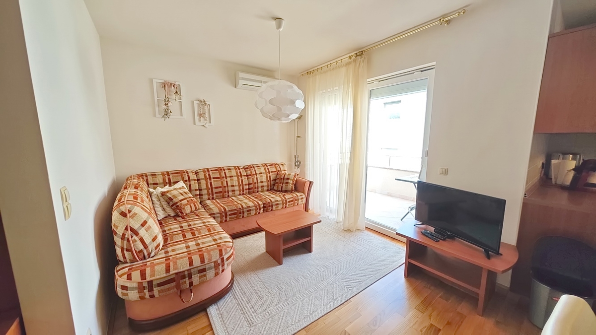 Malinska, opremljen apartma blizu plaže!