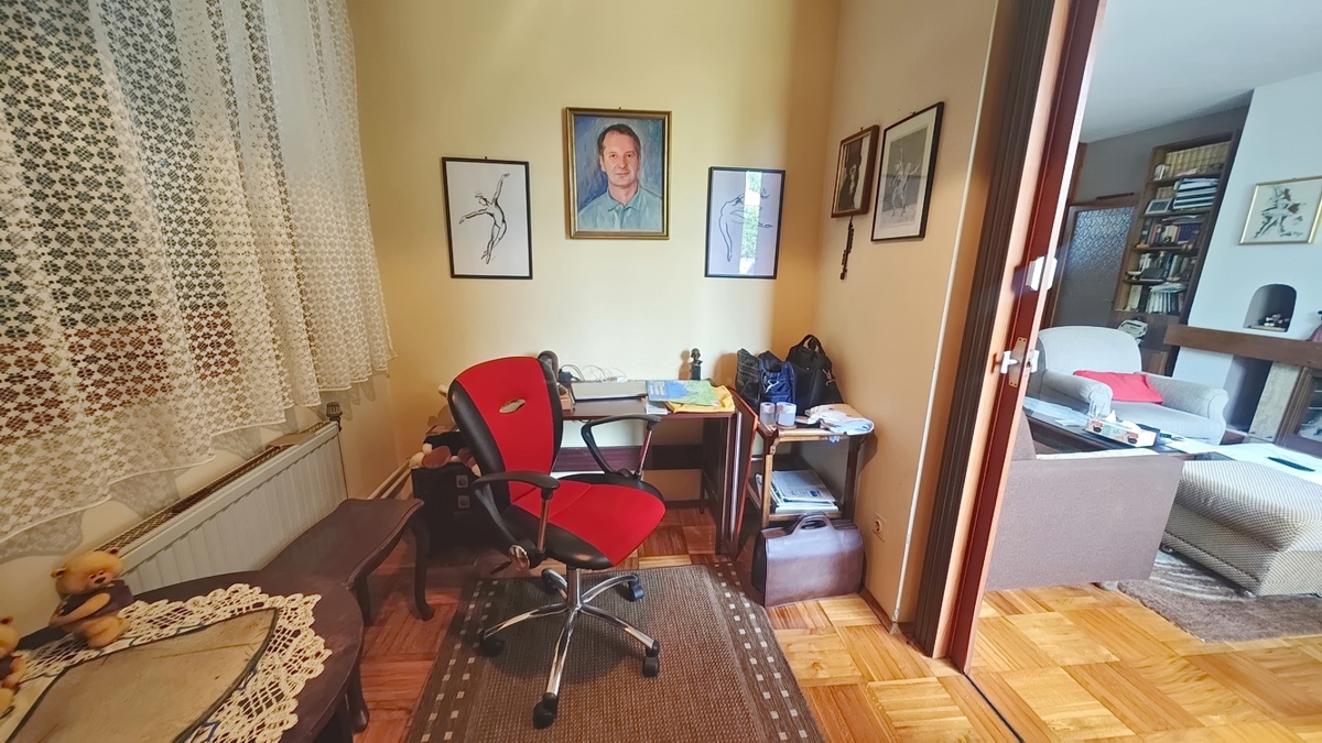 Malinska, samostojna hiša s prostornim vrtom v bližini morja!
