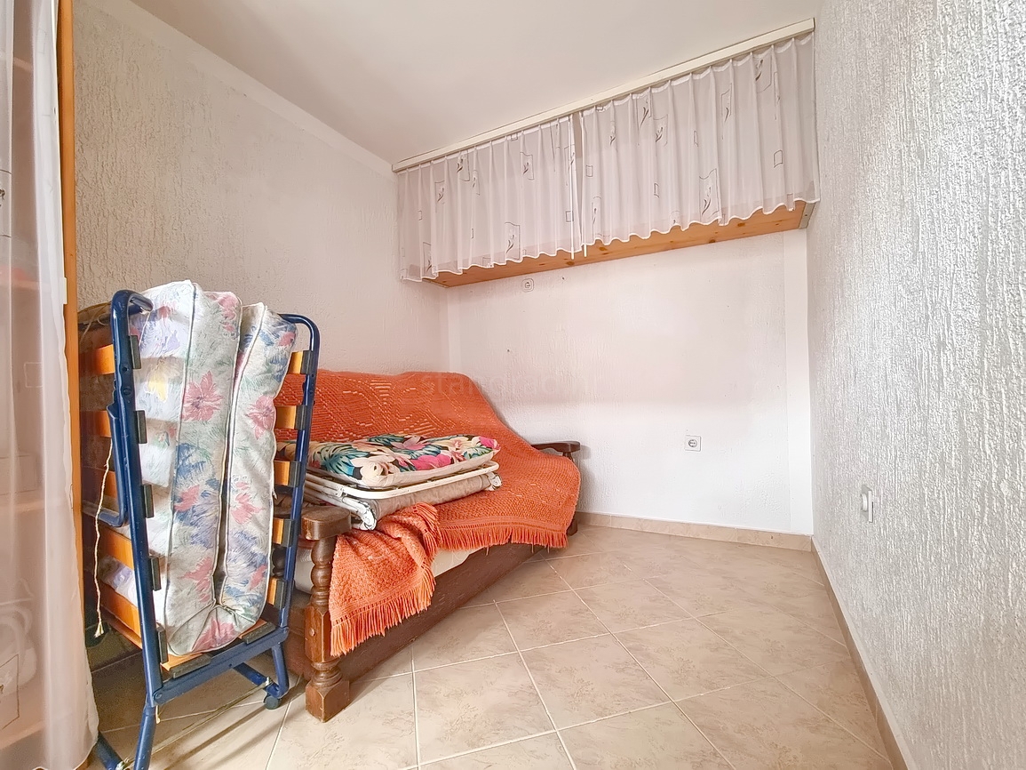 Crikvenica, apartma s teraso na odlični lokaciji v bližini morja!