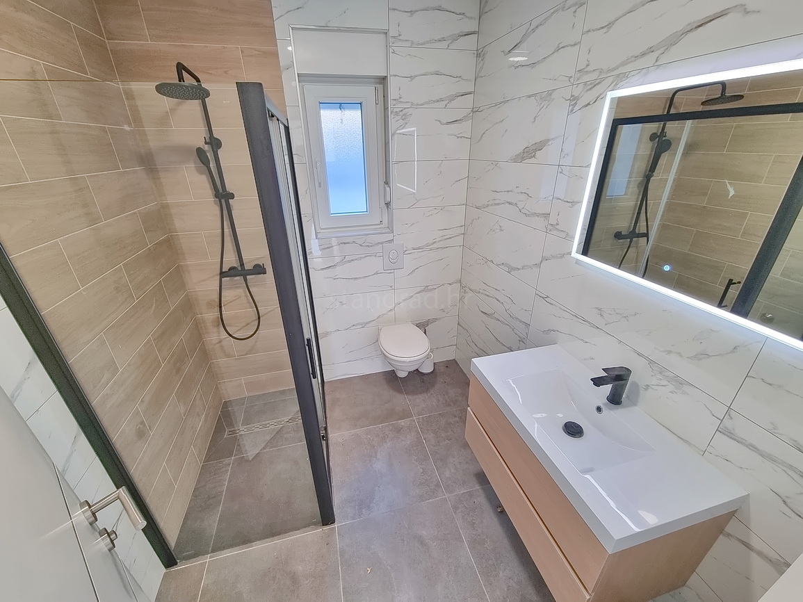 Crikvenica, stanovanje v visokem pritličju blizu morja!