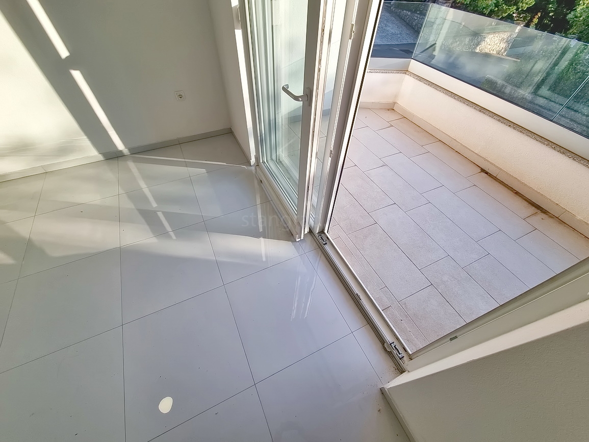 Crikvenica, stanovanje v visokem pritličju blizu morja!