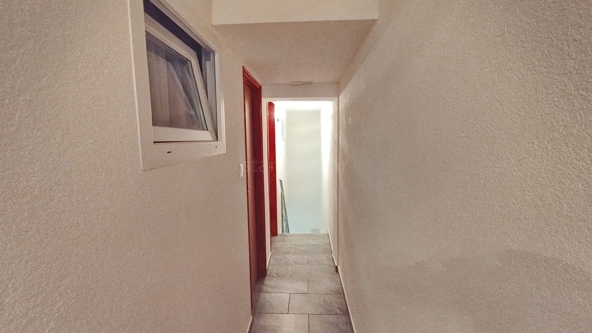 Novi Vinodolski, dvoetažni apartma blizu morja!