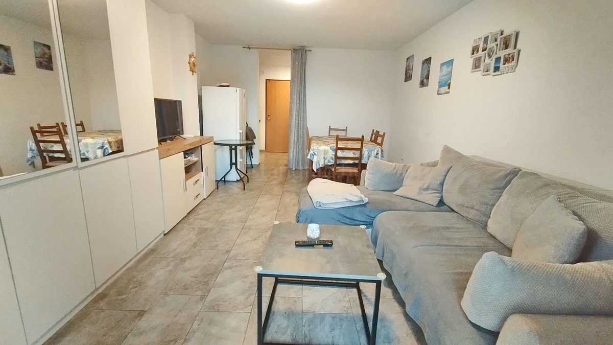 Novi Vinodolski, dvoetažni apartma blizu morja!