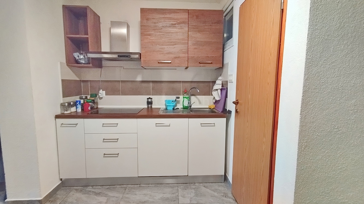 Novi Vinodolski, dvoetažni apartma blizu morja!