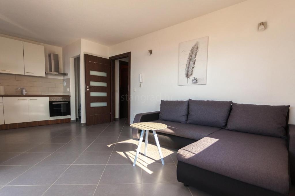 Uvala Soline ekskluzivna vila s 6 apartmaji bazenom in pogledom na morje!