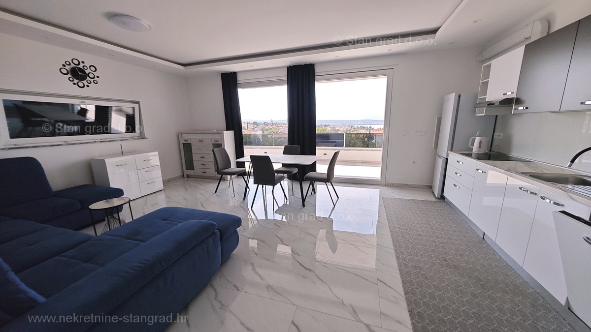 Malinska, moderen apartma z odprtim pogledom na morje!