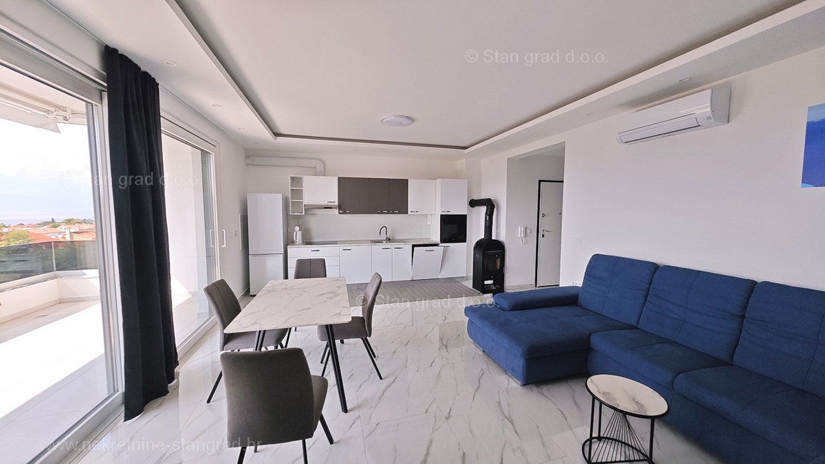 Malinska, moderen apartma z odprtim pogledom na morje!