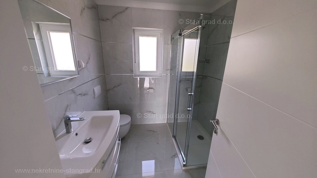 Malinska, moderen apartma z odprtim pogledom na morje!