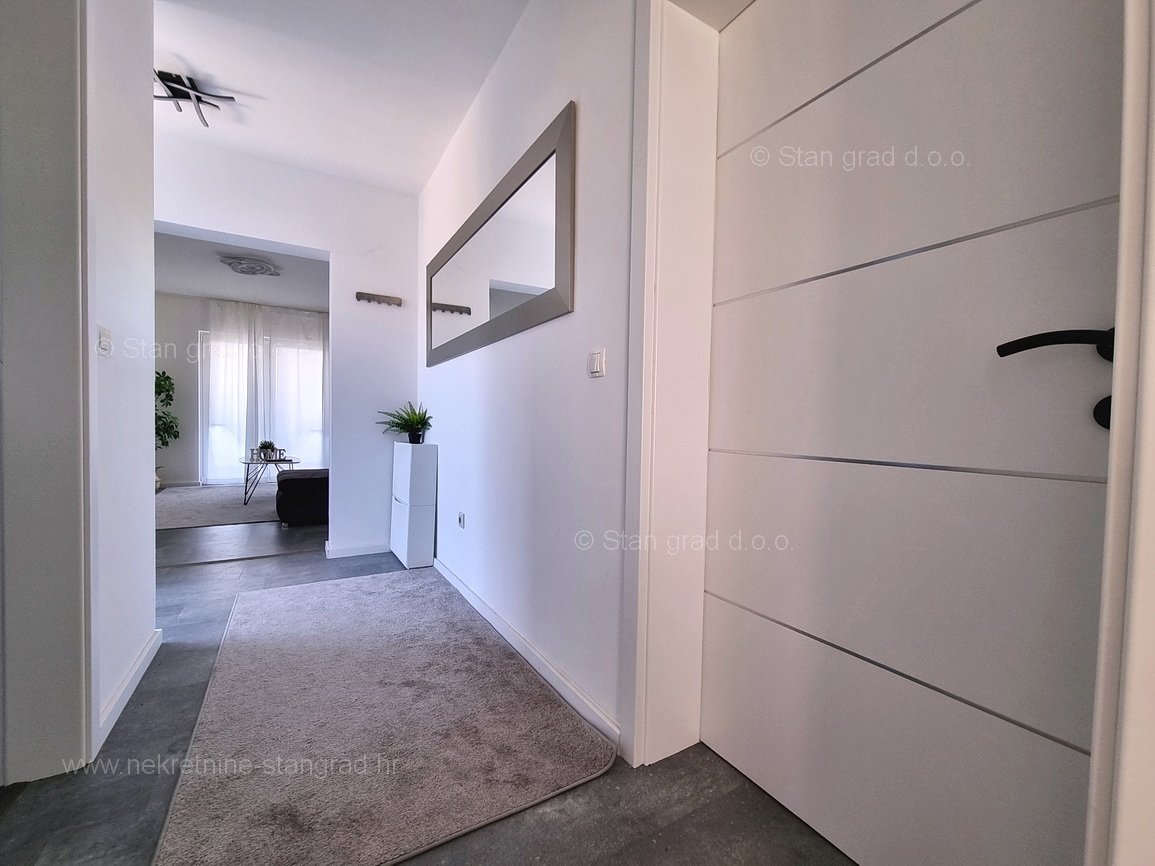 Okolica Krka, popolnoma opremljen dvosobni apartma v 1. nadstropju!