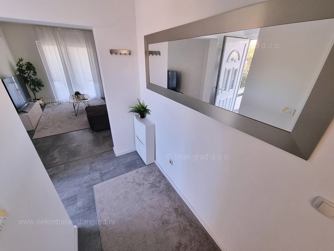 Okolica Krka, popolnoma opremljen dvosobni apartma v 1. nadstropju!