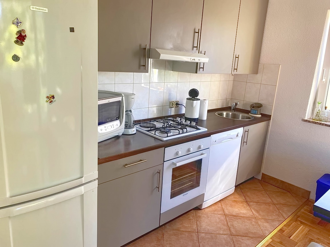 Malinska, udoben pritlični apartma blizu morja!