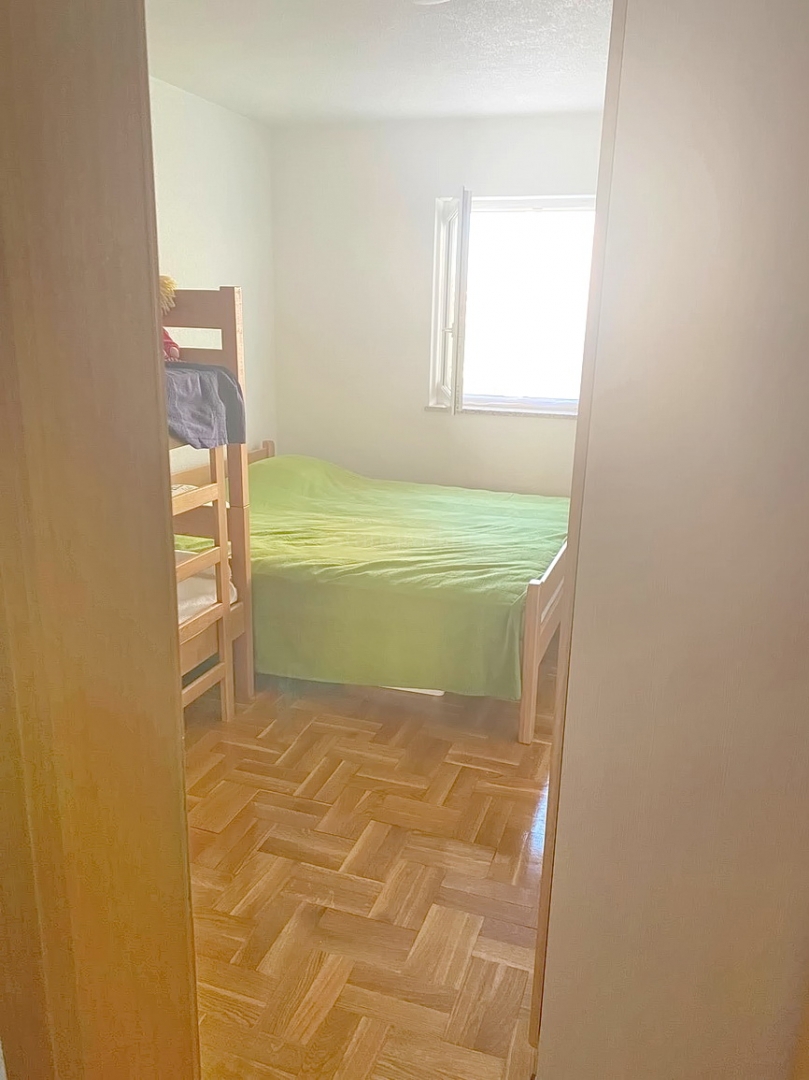 Malinska, udoben pritlični apartma blizu morja!