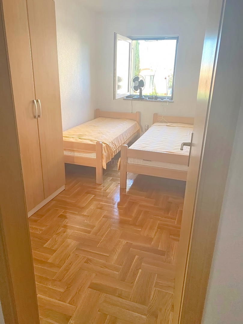 Malinska, udoben pritlični apartma blizu morja!