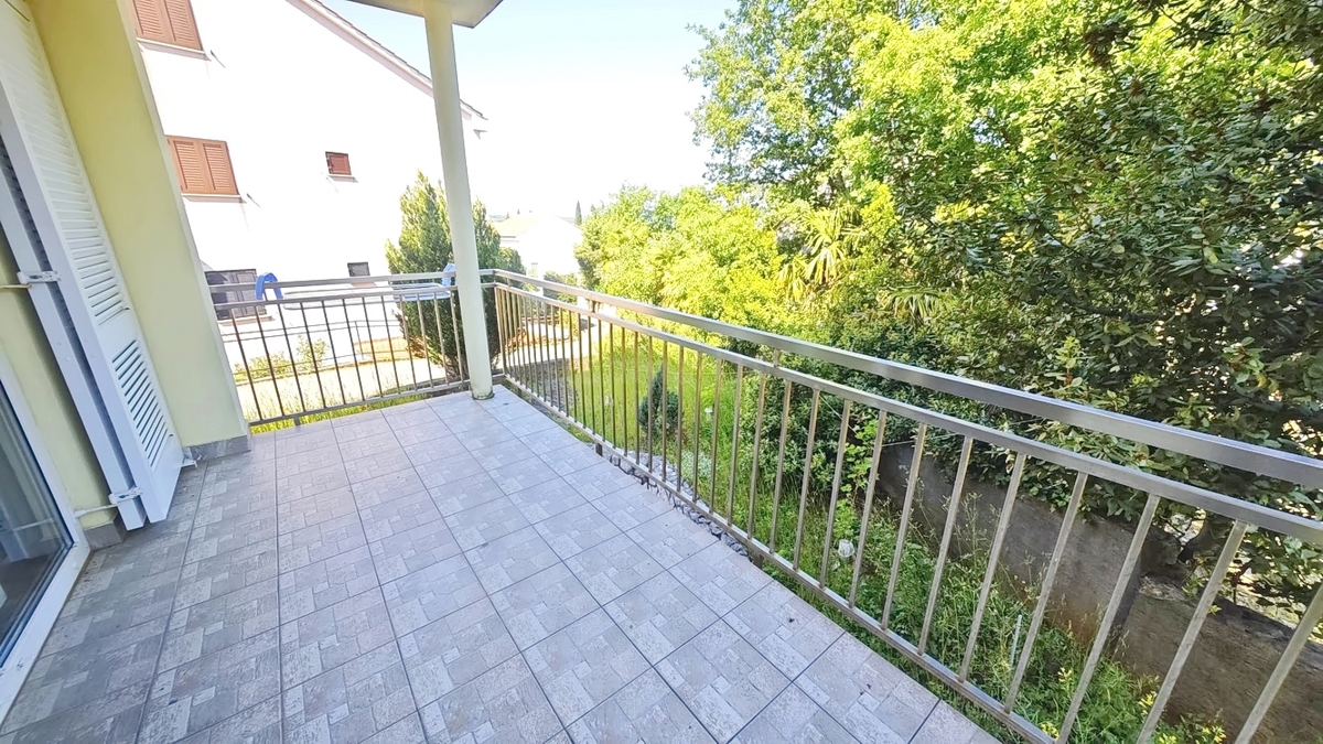 Malinska, udoben pritlični apartma blizu morja!