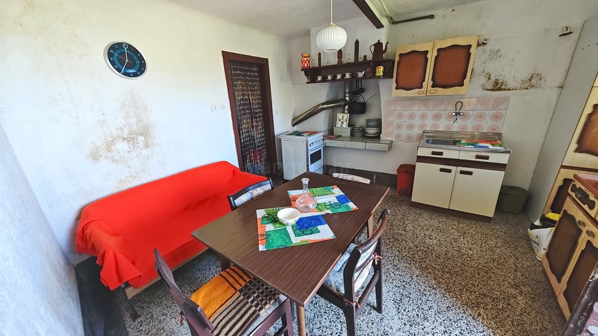 Dobrinj, samostojna hiša z odprtim pogledom na morje!