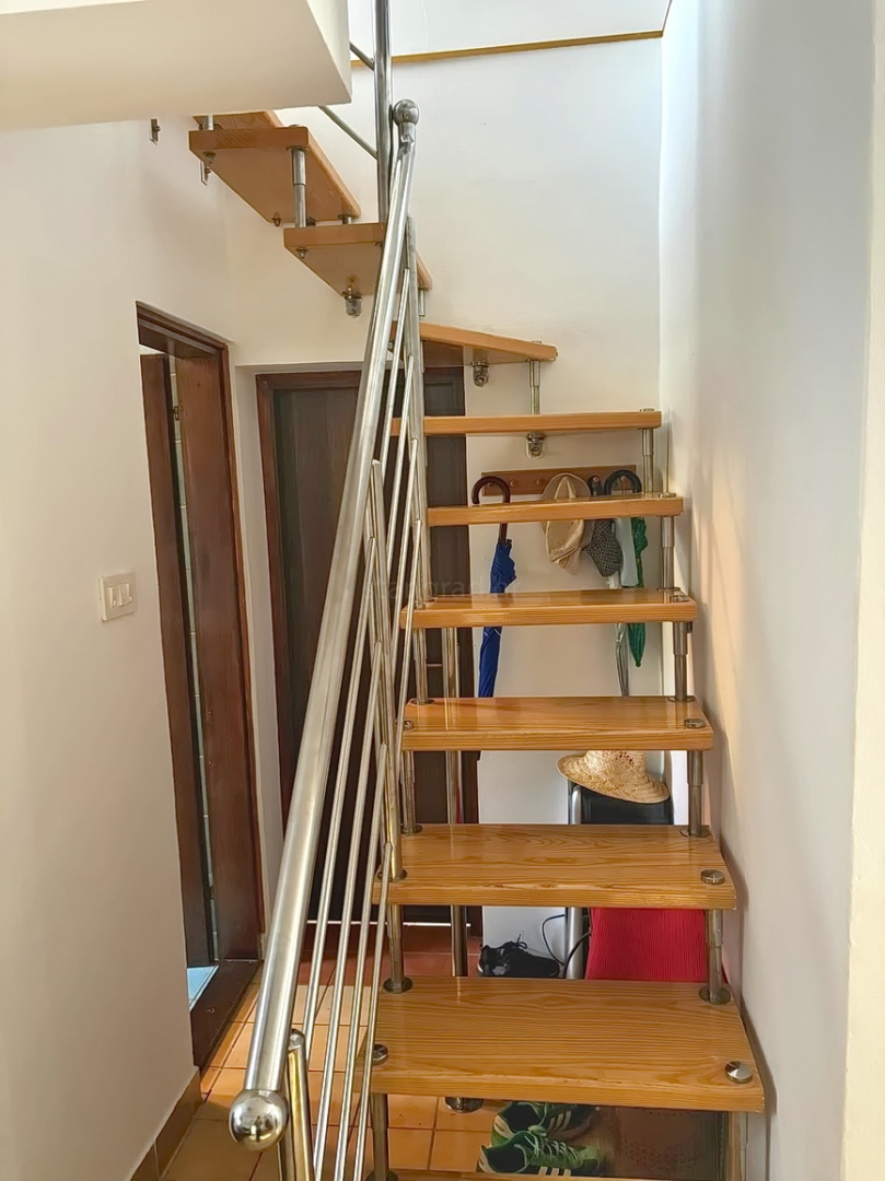 Krk, dvonadstropno stanovanje blizu morja!